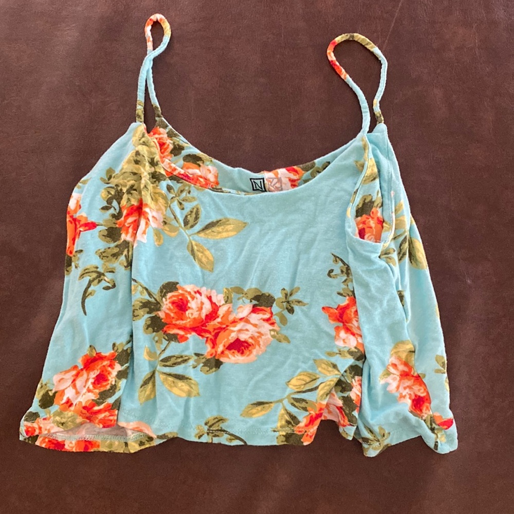 Nollie Floral Crop Top Size Medium